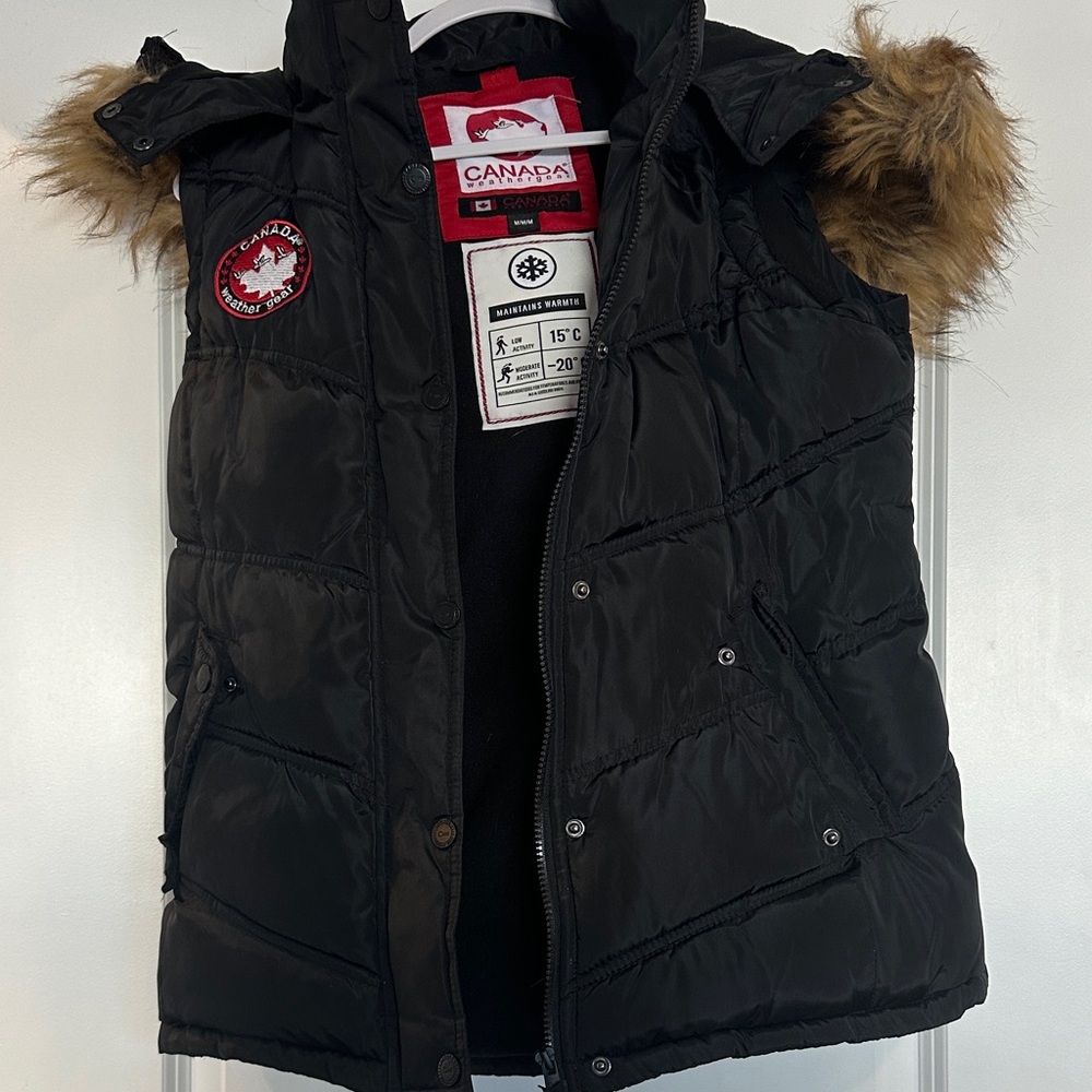 Black Women’s Canada Weather Gear Puffer Vest with Fur Trim- worn once